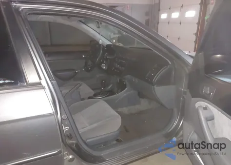 2004 Honda Civic Lx from USA, damaged, VIN 2HGES155X4H597610